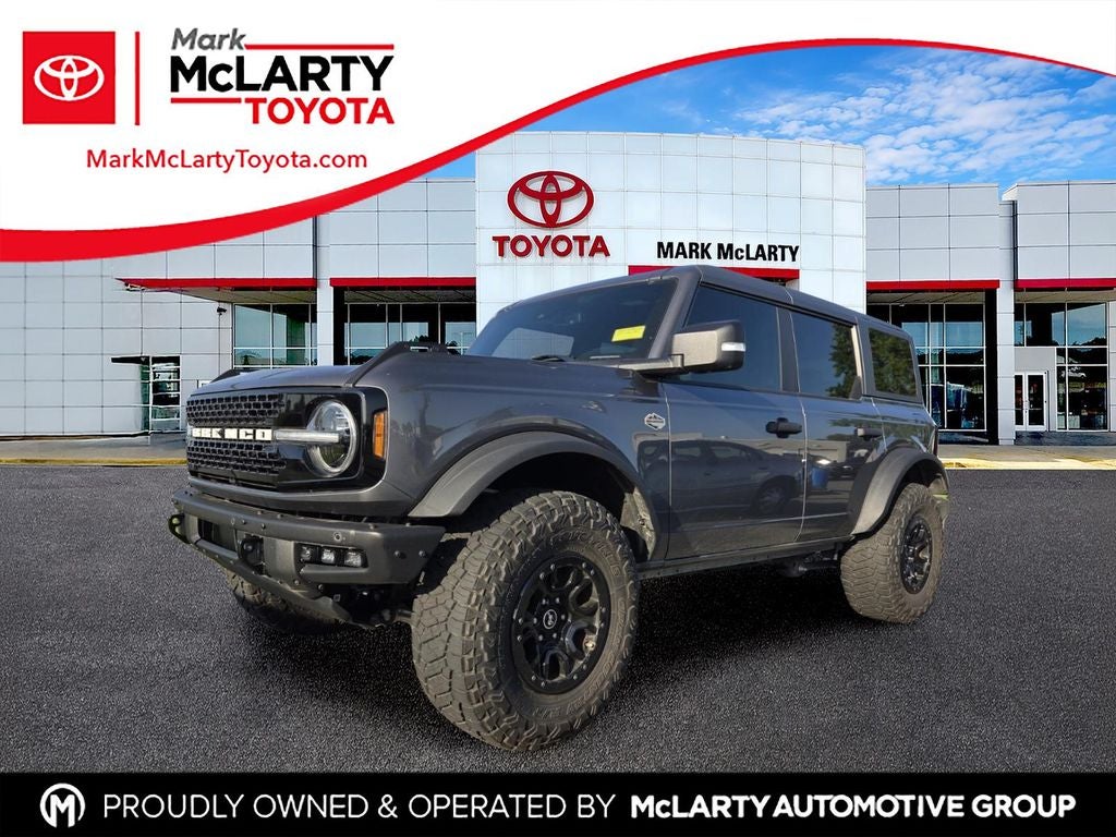 2024 Ford Bronco Wildtrak in Carbonized Gray Metallic — front three-quarter view