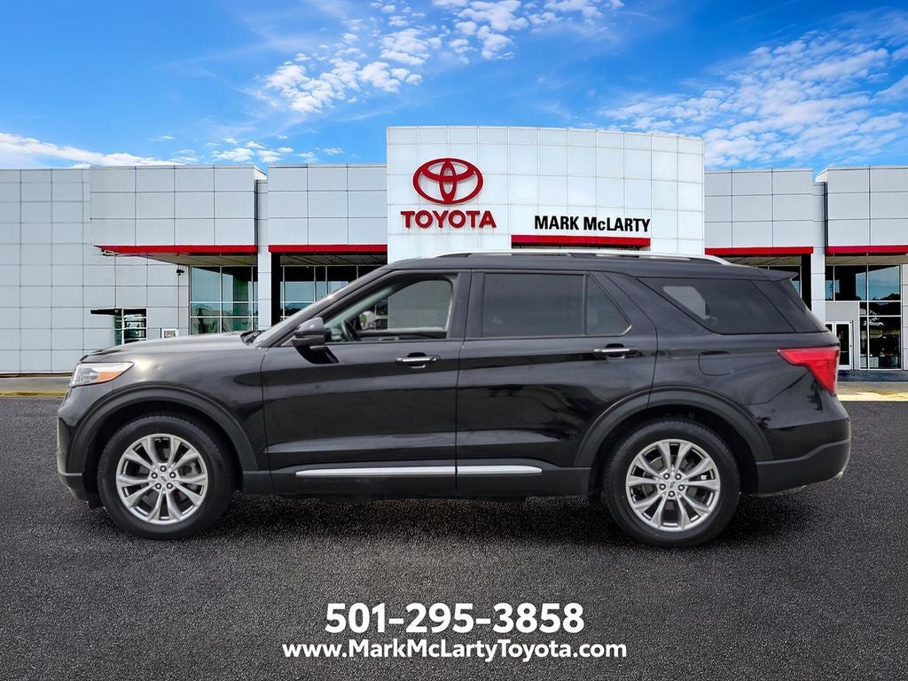 2021 Ford Explorer — side profile view