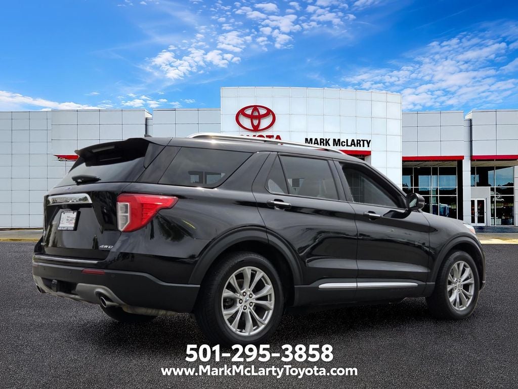 2021 Ford Explorer — detail view