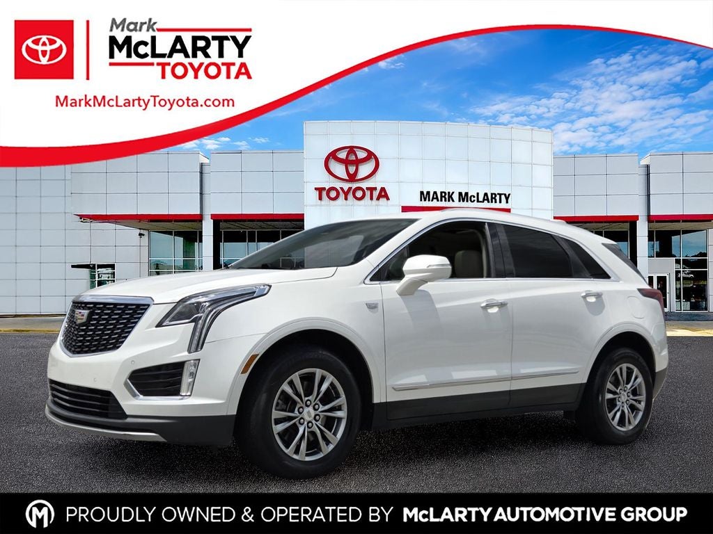 2021 Cadillac XT5 Premium Luxury in Crystal White Tricoat — front three-quarter view