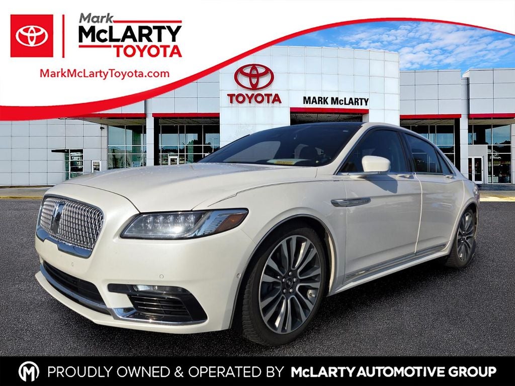 2019 Lincoln Continental Reserve in White Platinum — front three-quarter view