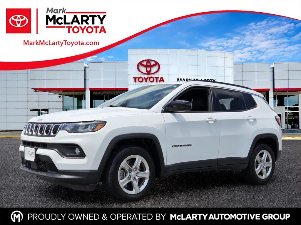 2024 Jeep Compass Latitude in Bright White Clearcoat — front three-quarter view