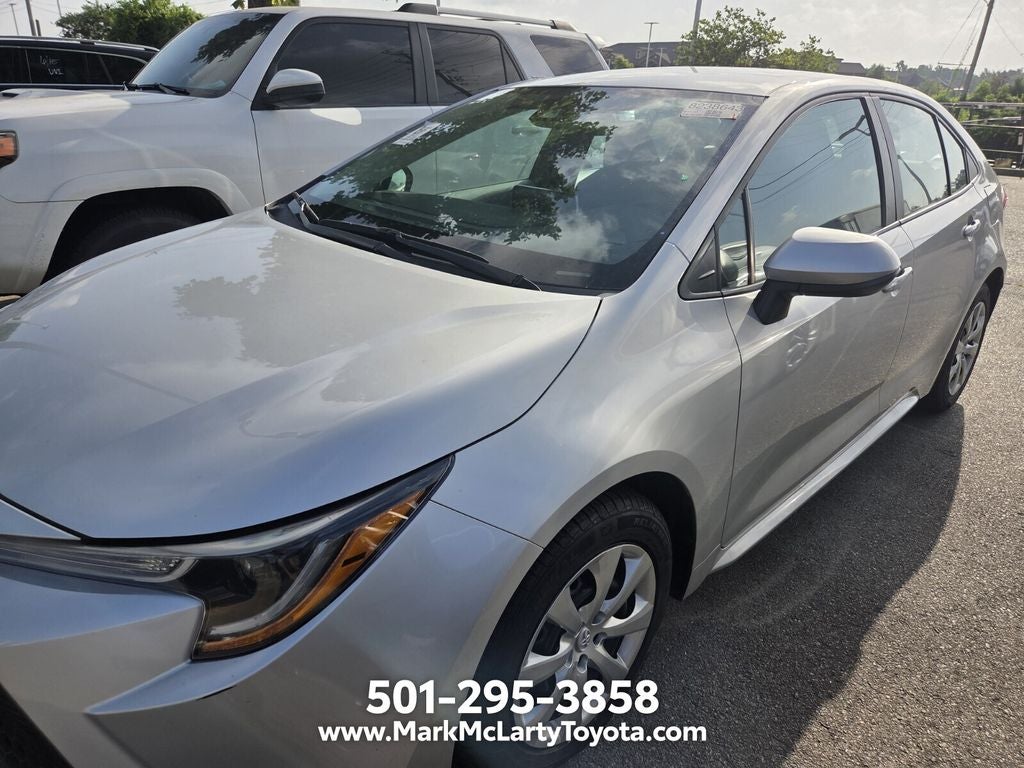 2020 Toyota Corolla — detail view