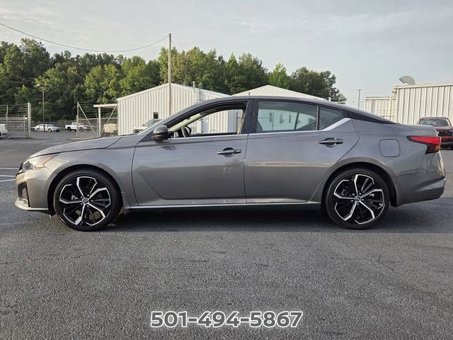 2024 Nissan Altima — side profile view