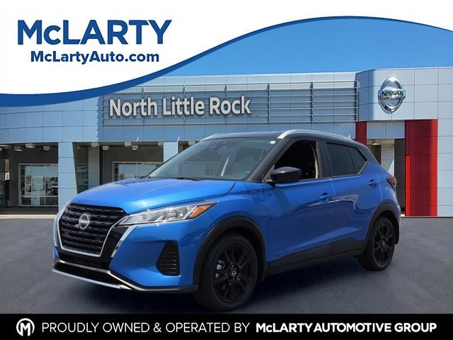 2024 Nissan Kicks SV in Electric Blue Metallic/Super Black — front three-quarter view
