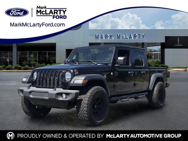 2020 Jeep Gladiator Sport in Black Clearcoat — front three-quarter view