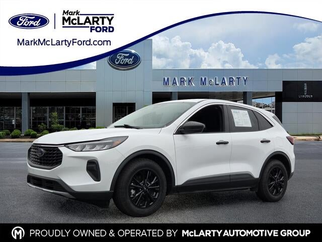 2024 Ford Escape Active in Oxford White — front three-quarter view