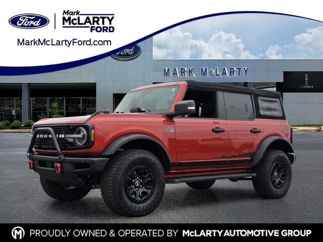 2022 Ford Bronco Wildtrak in Chili Pepper Red — front three-quarter view
