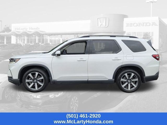 2024 Honda Pilot — rear three-quarter view