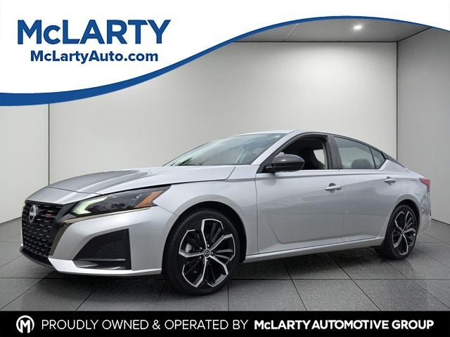 2024 Nissan Altima 2.5 SR in Brilliant Silver Metallic — front three-quarter view