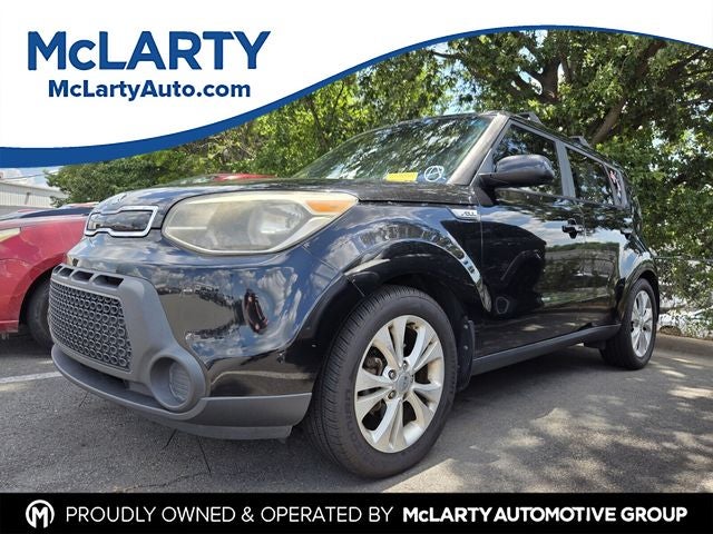 2015 Kia Soul Plus in Shadow Black — front three-quarter view