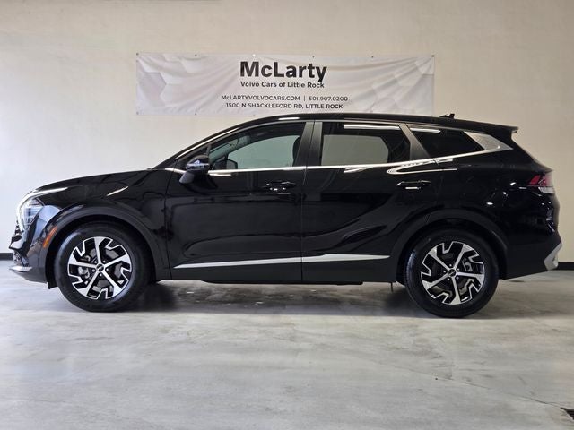 2024 Kia Sportage — side profile view