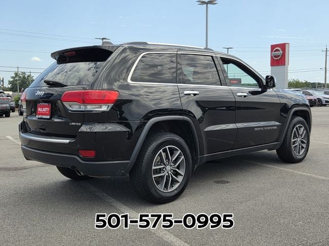 2017 Jeep Grand Cherokee — detail view