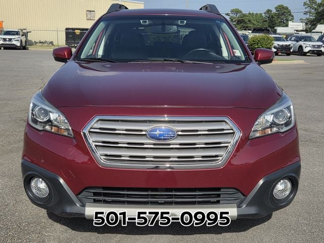 2016 Subaru Outback — detail view