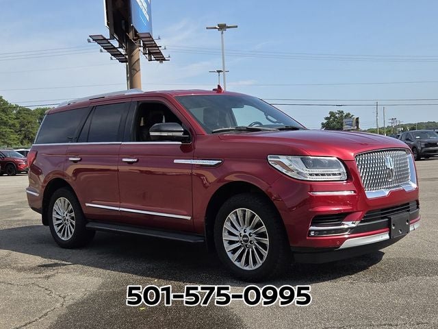 2019 Lincoln Navigator — interior view