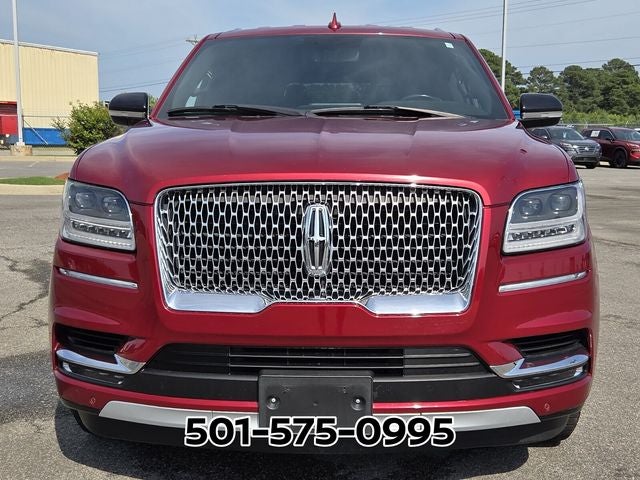 2019 Lincoln Navigator — detail view
