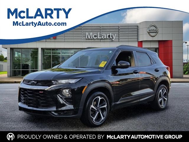 2022 Chevrolet TrailBlazer RS in Mosaic Black Metallic — front three-quarter view